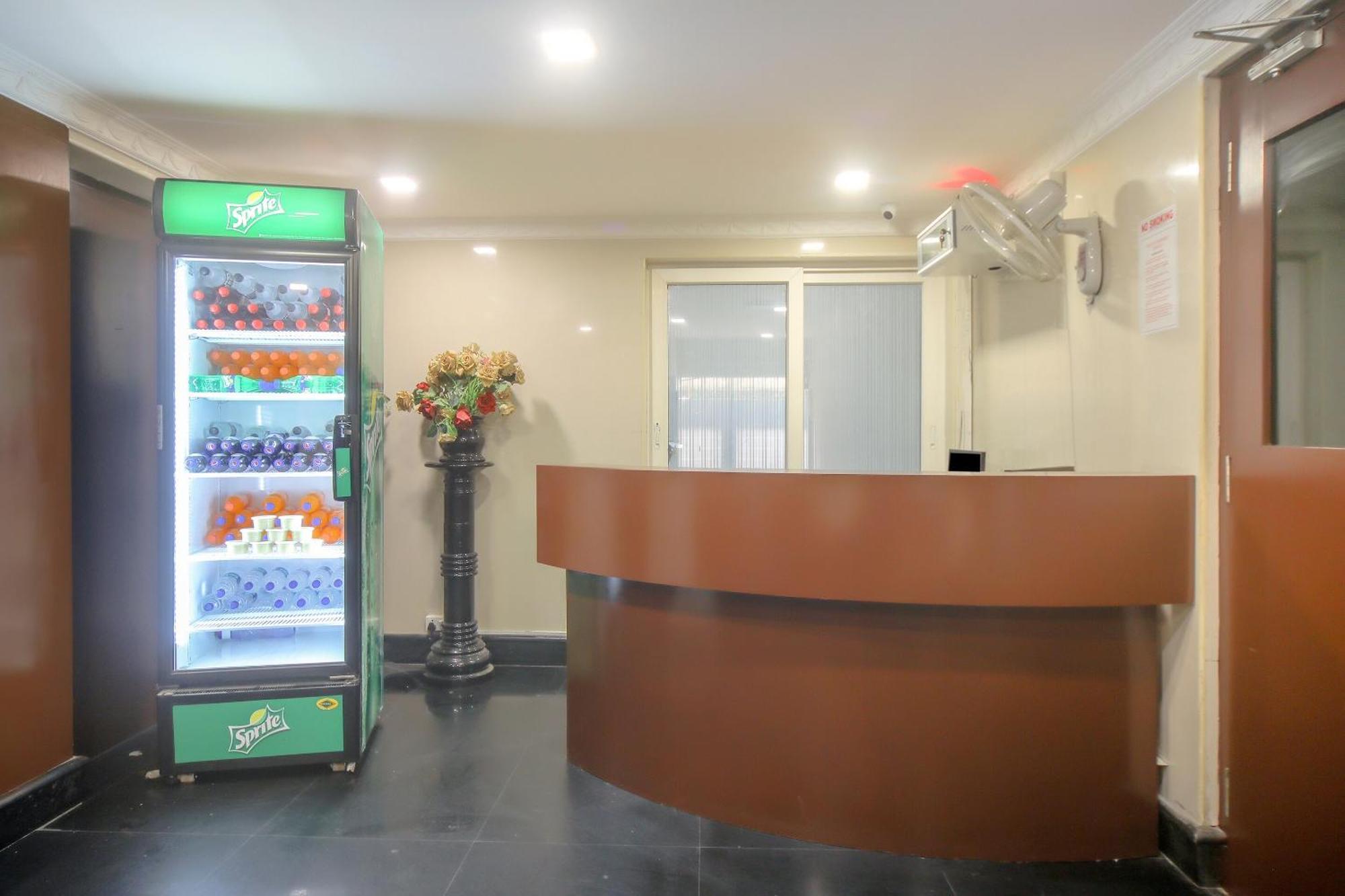 Super Hotel O Pride Hospitality Nungambakkam Chennai Eksteriør bilde